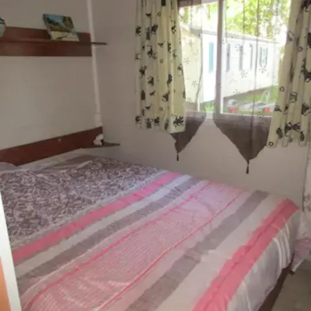 Mobil Home Proche De Royan Breuillet (Charente-Maritime)